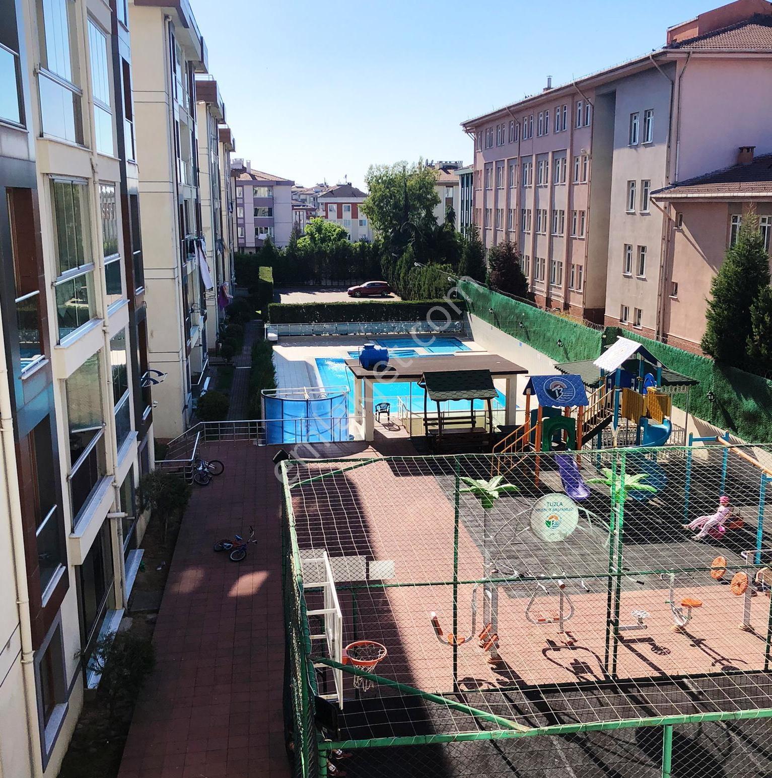Tuzla Site Havuzlu Güvenlikli Ara Kat 3+1 Satılık Fırsat Daire — fotoğraf 4