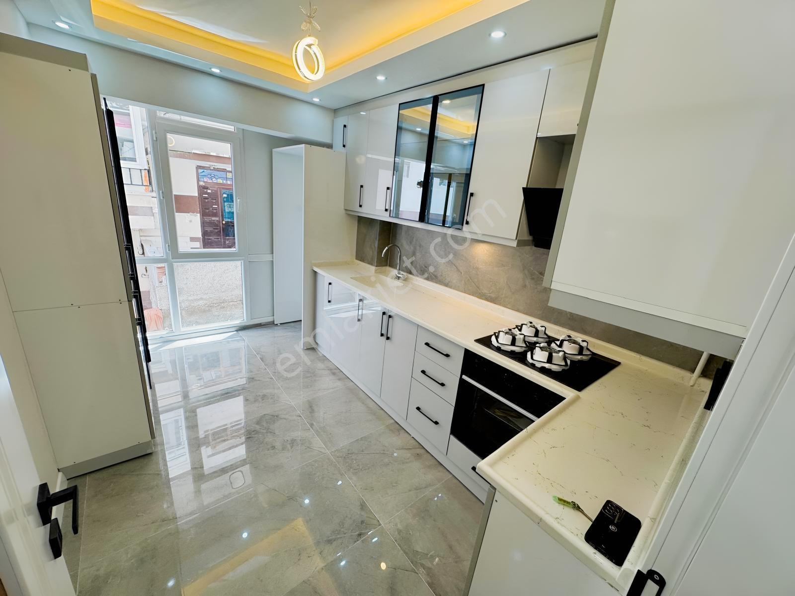 Selçuklu Mah.3+1 Bağımsız Yüksek Giriş Full Yapılı Daire — fotoğraf 3