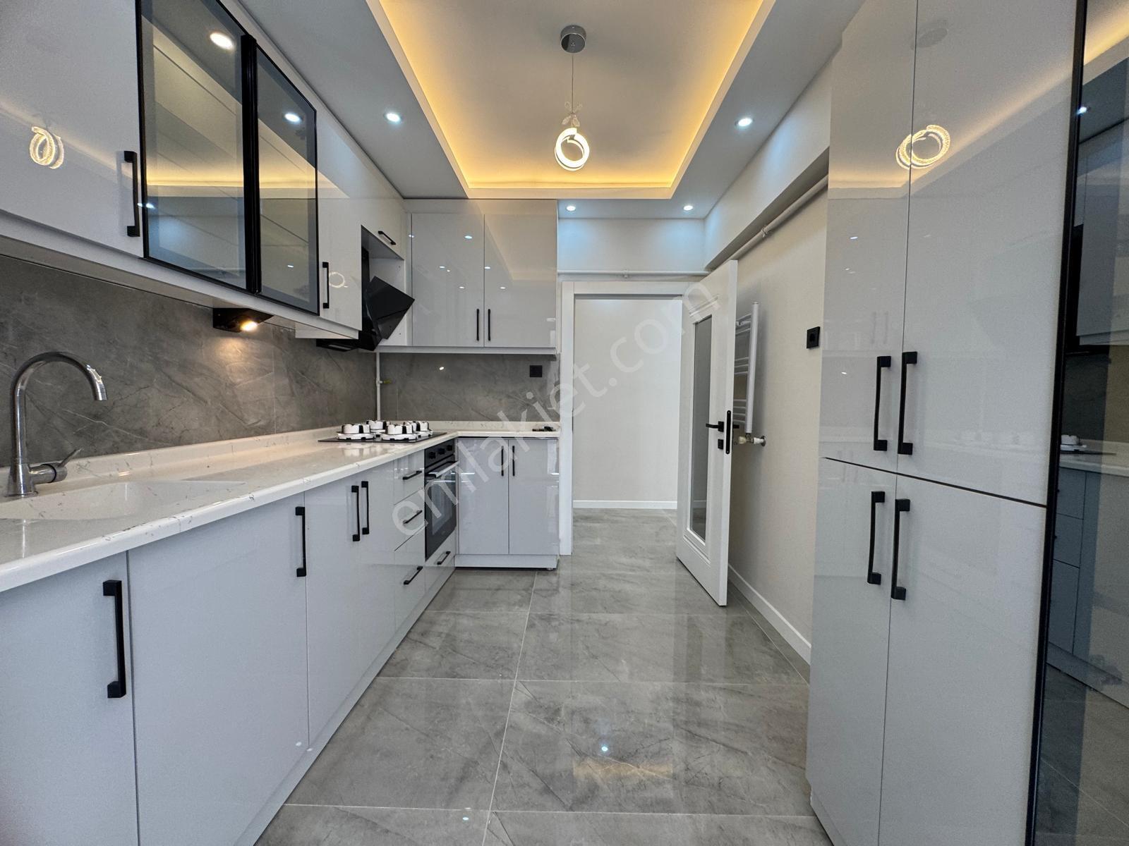 Selçuklu Mah.3+1 Bağımsız Yüksek Giriş Full Yapılı Daire — fotoğraf 4