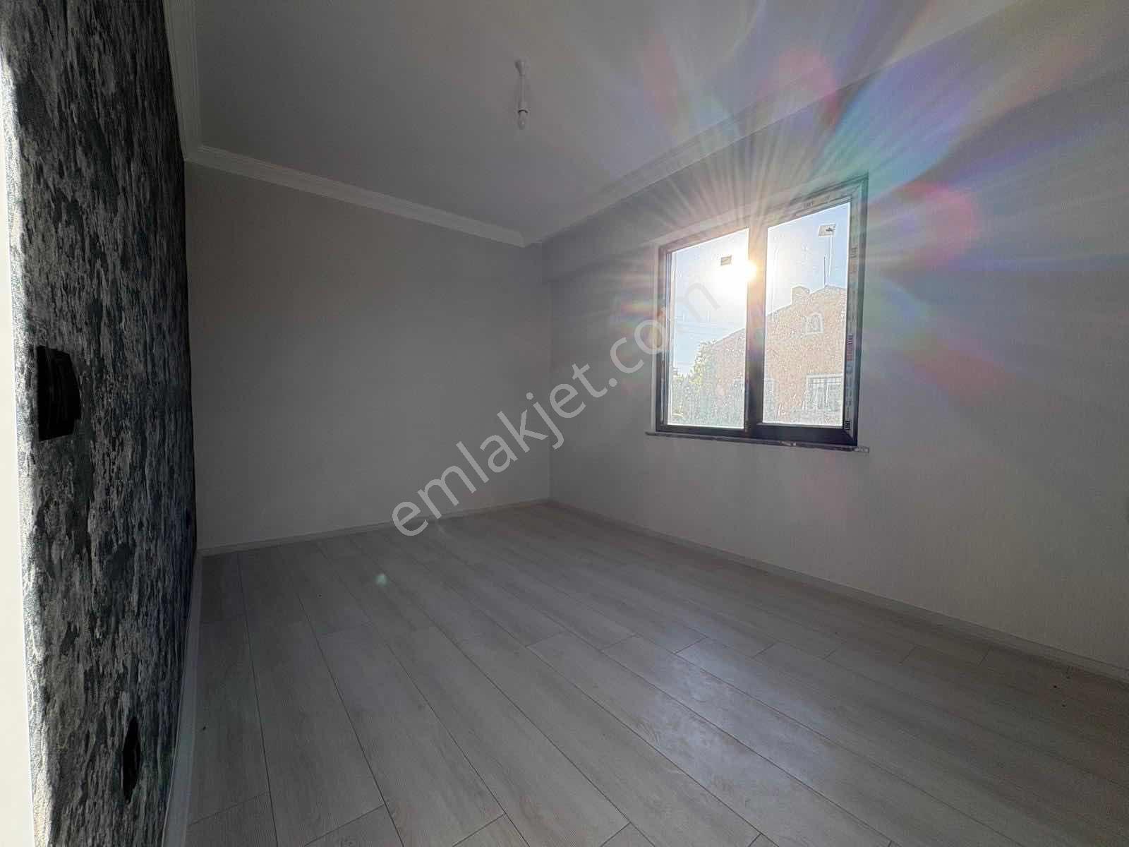 İstiklal Mahallesinde Lüks 3+1 Satılık Daire — fotoğraf 15