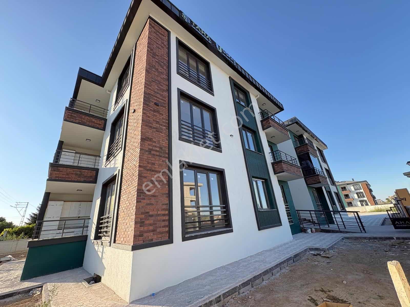 İstiklal Mahallesinde Lüks 3+1 Satılık Daire — fotoğraf 25