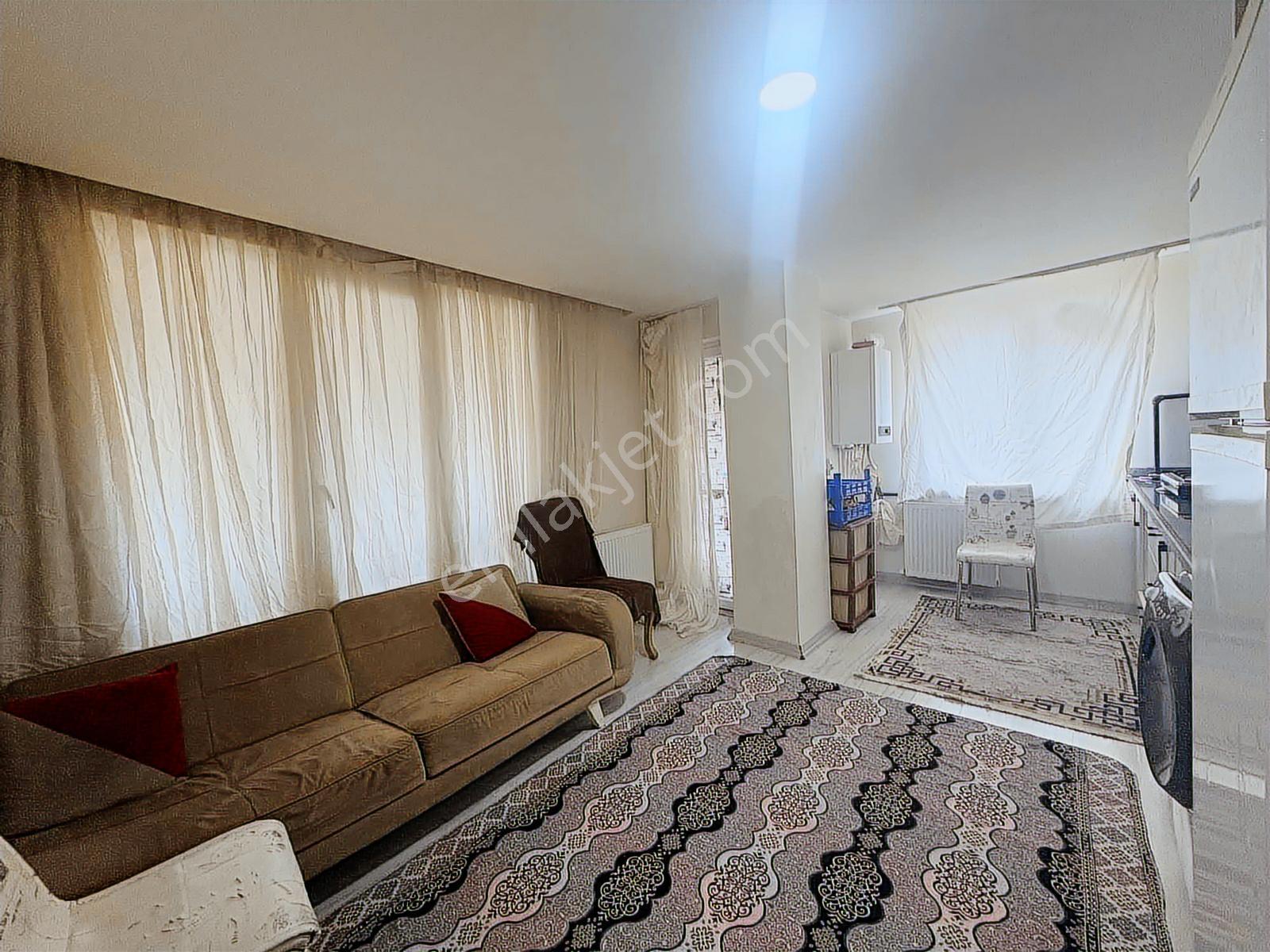 Beylikdüzü'nde Yeni Binada 2+1 Balkonlu Satılık Daire — fotoğraf 3