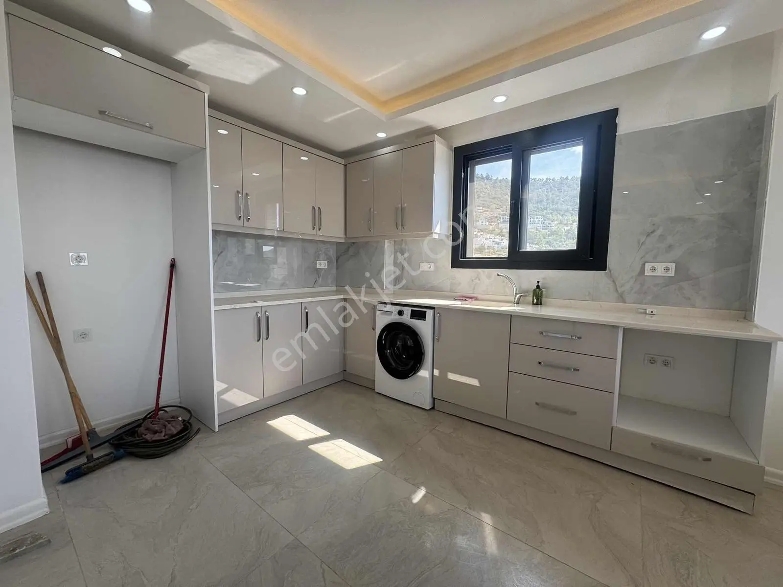 Panoramik Deniz Manzarasıyla Hayalinizdeki Eşyalı Villa! — fotoğraf 4