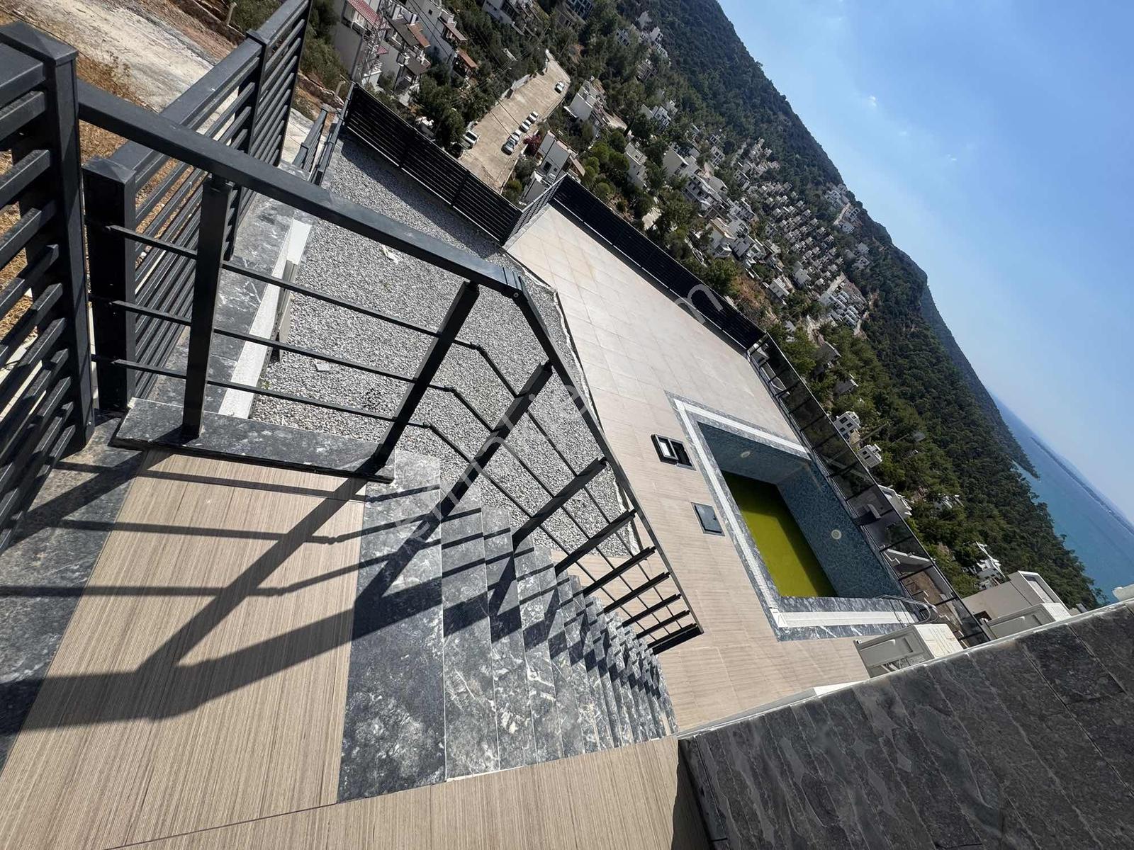 Panoramik Deniz Manzarasıyla Hayalinizdeki Eşyalı Villa! — fotoğraf 23