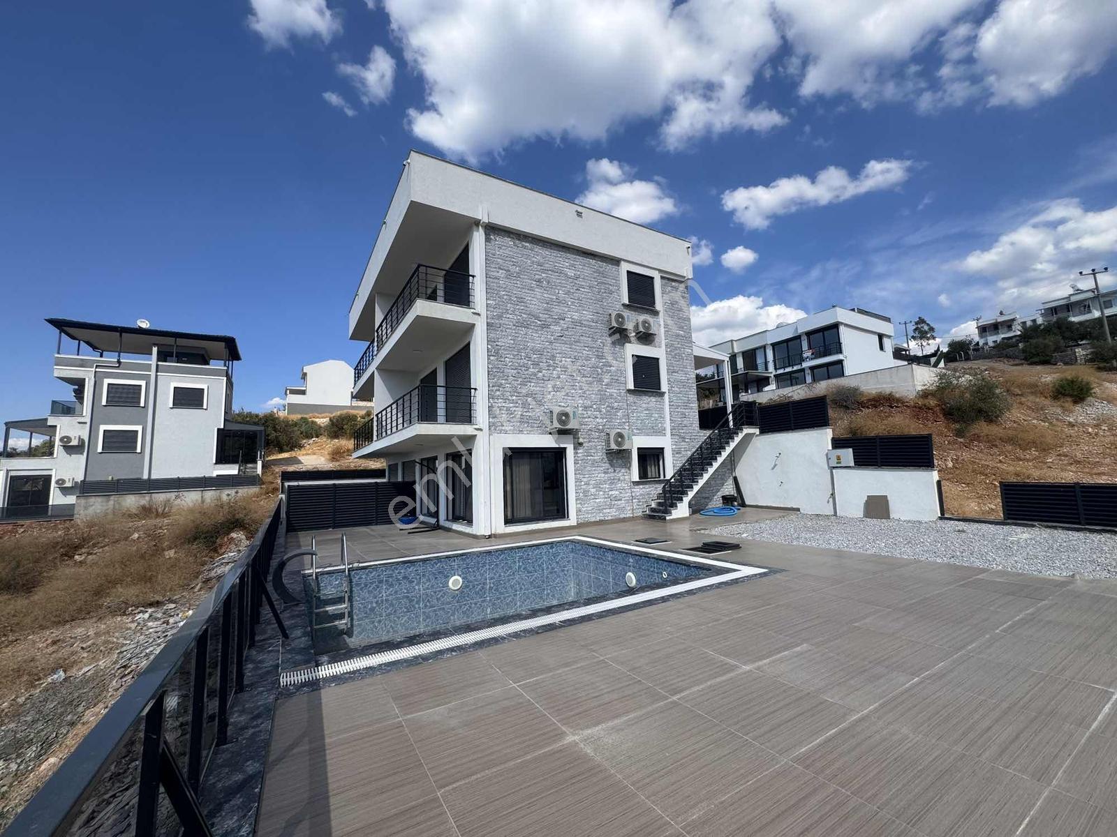 Panoramik Deniz Manzarasıyla Hayalinizdeki Eşyalı Villa! — fotoğraf 30