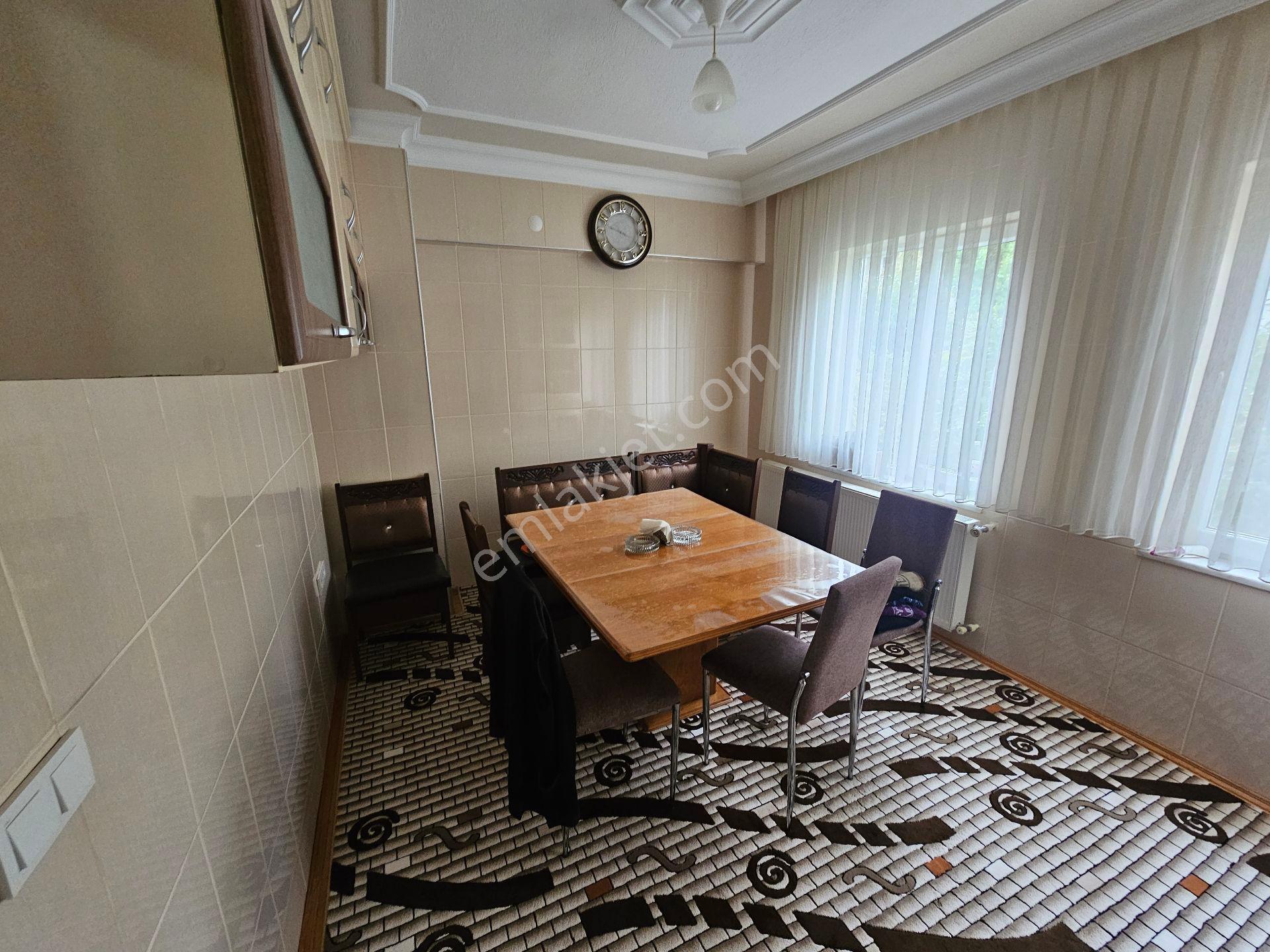Isparta Işıkkent'te 6+1 Geniş Bahçeli Müstakil Ev — fotoğraf 16