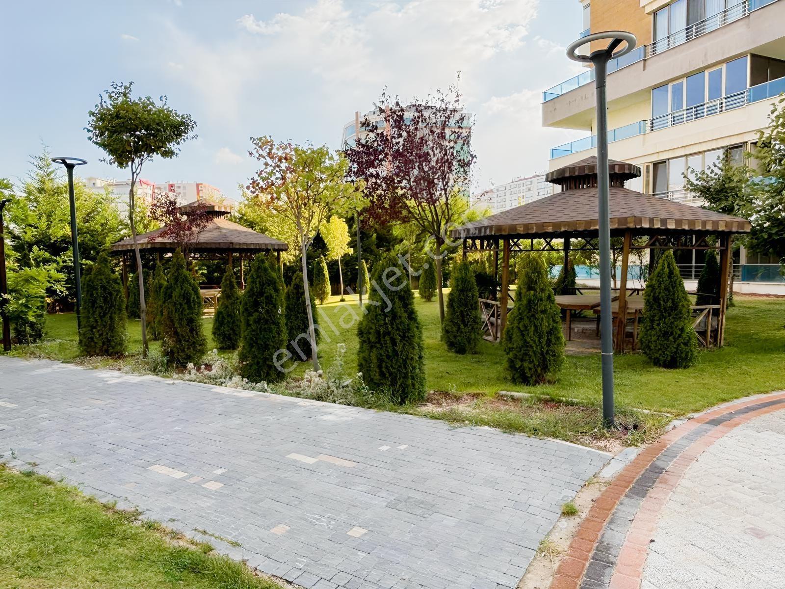 Cemil Şimşek'ten Gizli Bahçe Konutlarında Büyük Tip 4+1 Satılık — fotoğraf 9