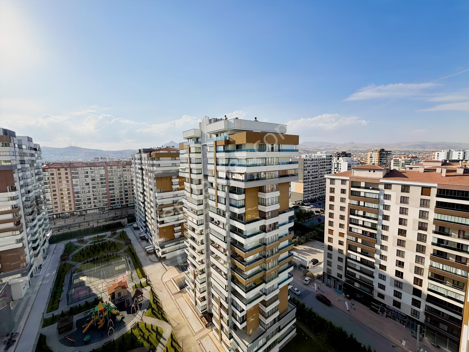 Cemil Şimşek'ten Gizli Bahçe Konutlarında Büyük Tip 4+1 Satılık — fotoğraf 15