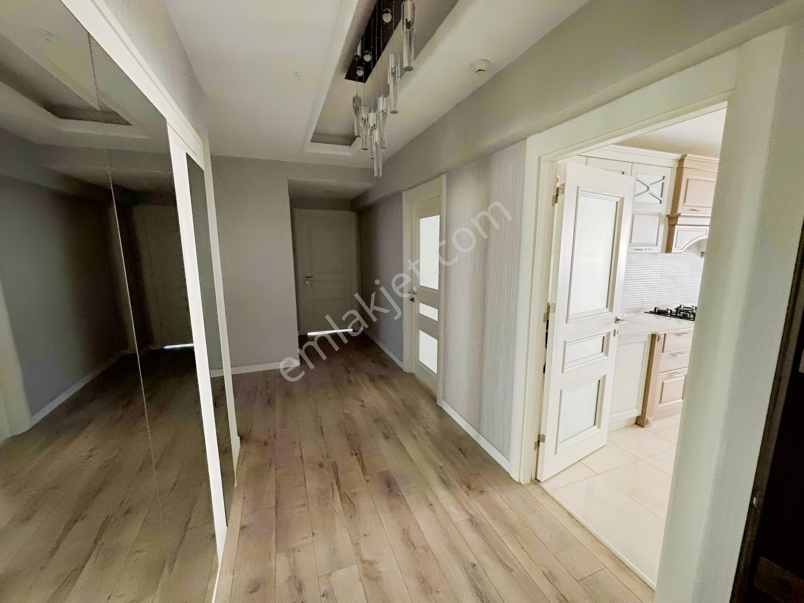 Cemil Şimşek'ten Gizli Bahçe Konutlarında Büyük Tip 4+1 Satılık — fotoğraf 19