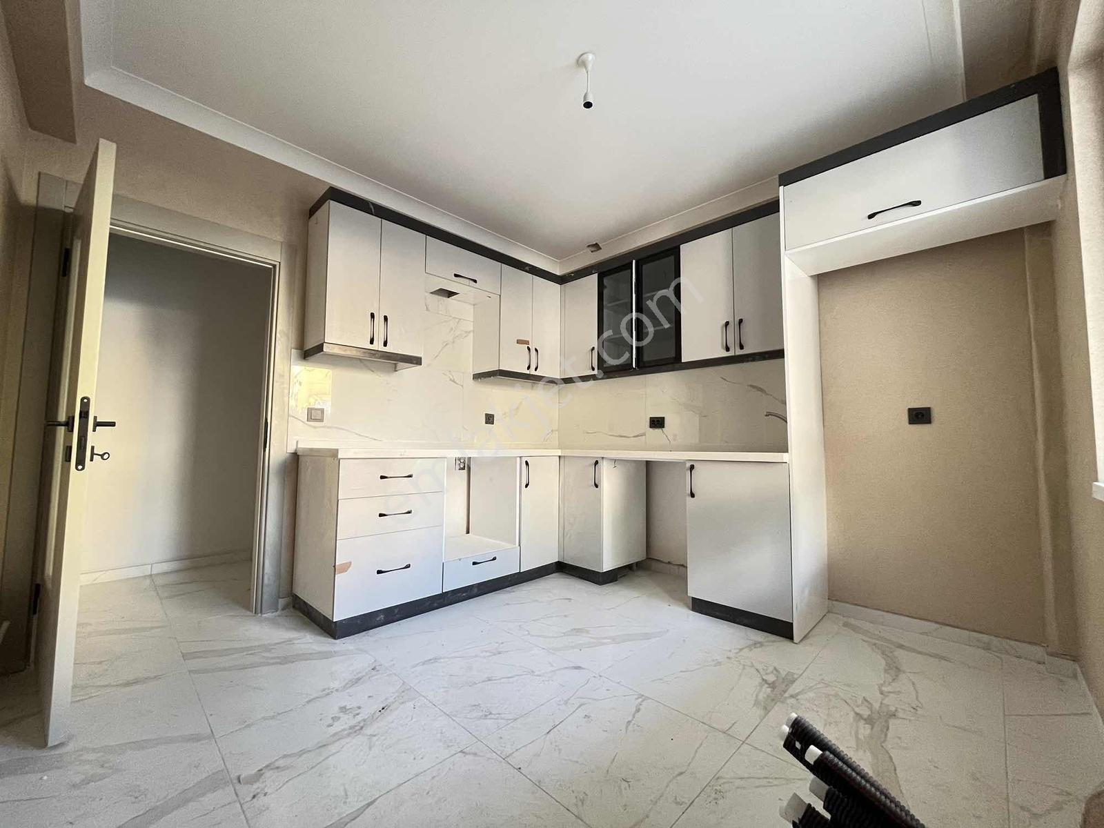 Emsalsiz Fırsat Dairesi Ful + Ful Yapılı Oturuma Hazır 3+1 100m2 — fotoğraf 3