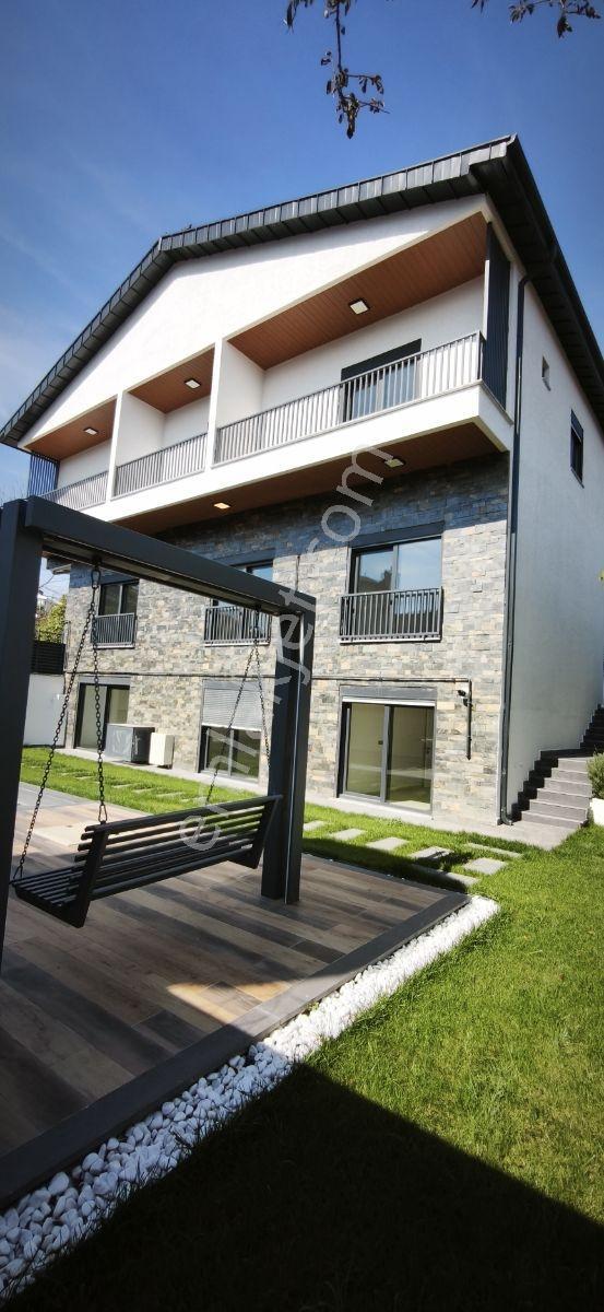 "yalova Samanlıda Lüks Ve Prestijli Satılık Villa." — fotoğraf 2