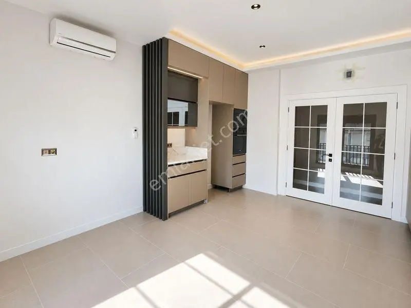 "yalova Samanlıda Lüks Ve Prestijli Satılık Villa." — fotoğraf 9