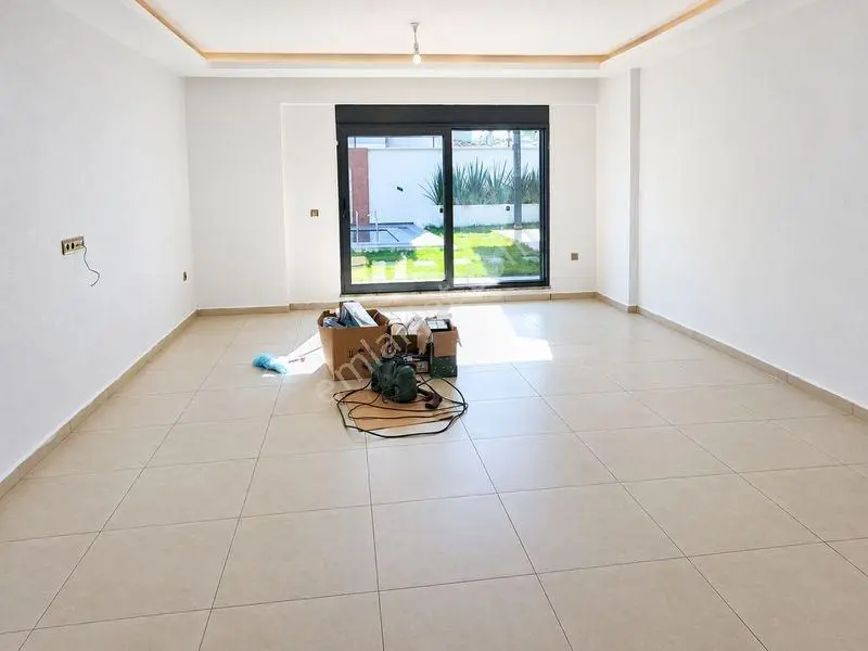 "yalova Samanlıda Lüks Ve Prestijli Satılık Villa." — fotoğraf 12