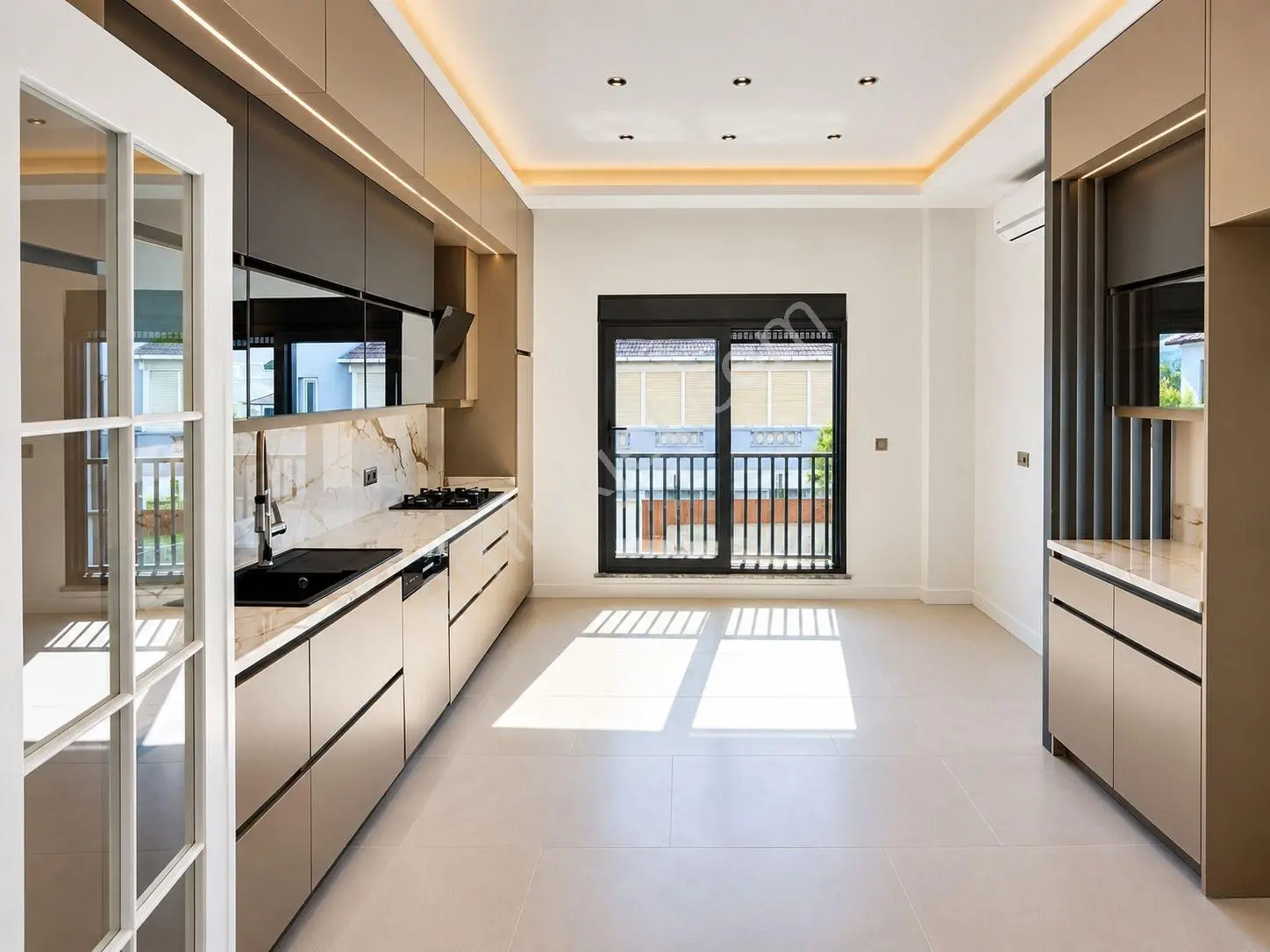 "yalova Samanlıda Lüks Ve Prestijli Satılık Villa." — fotoğraf 20