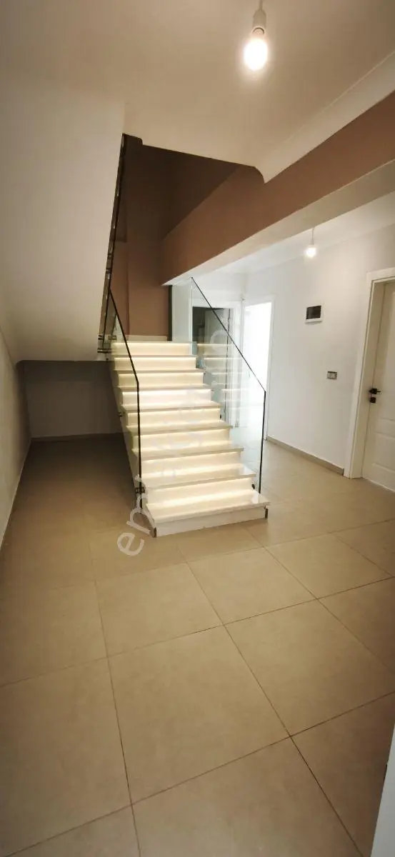 "yalova Samanlıda Lüks Ve Prestijli Satılık Villa." — fotoğraf 21