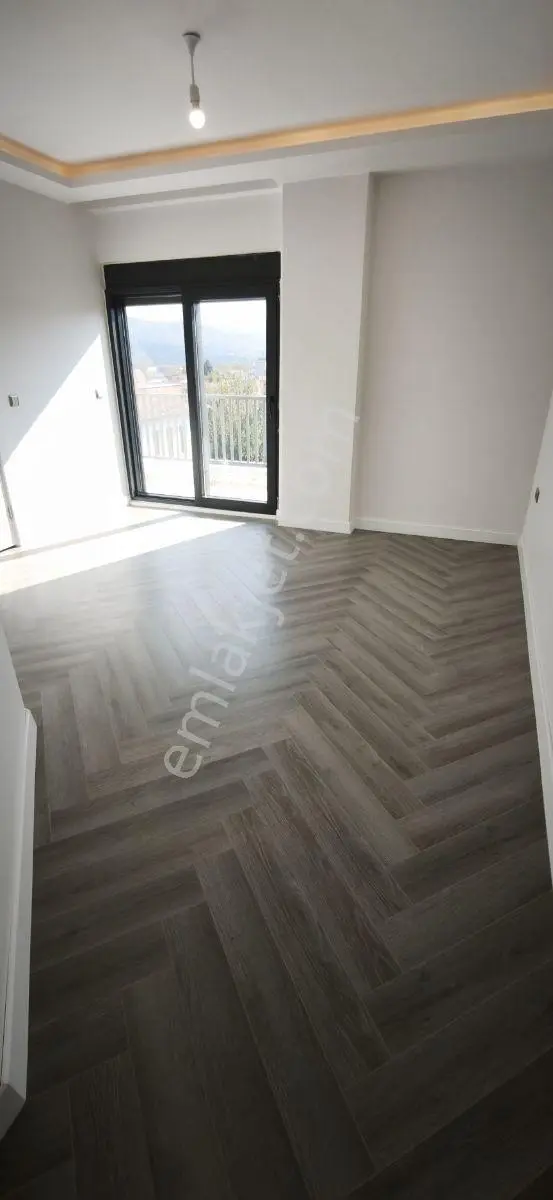 "yalova Samanlıda Lüks Ve Prestijli Satılık Villa." — fotoğraf 31