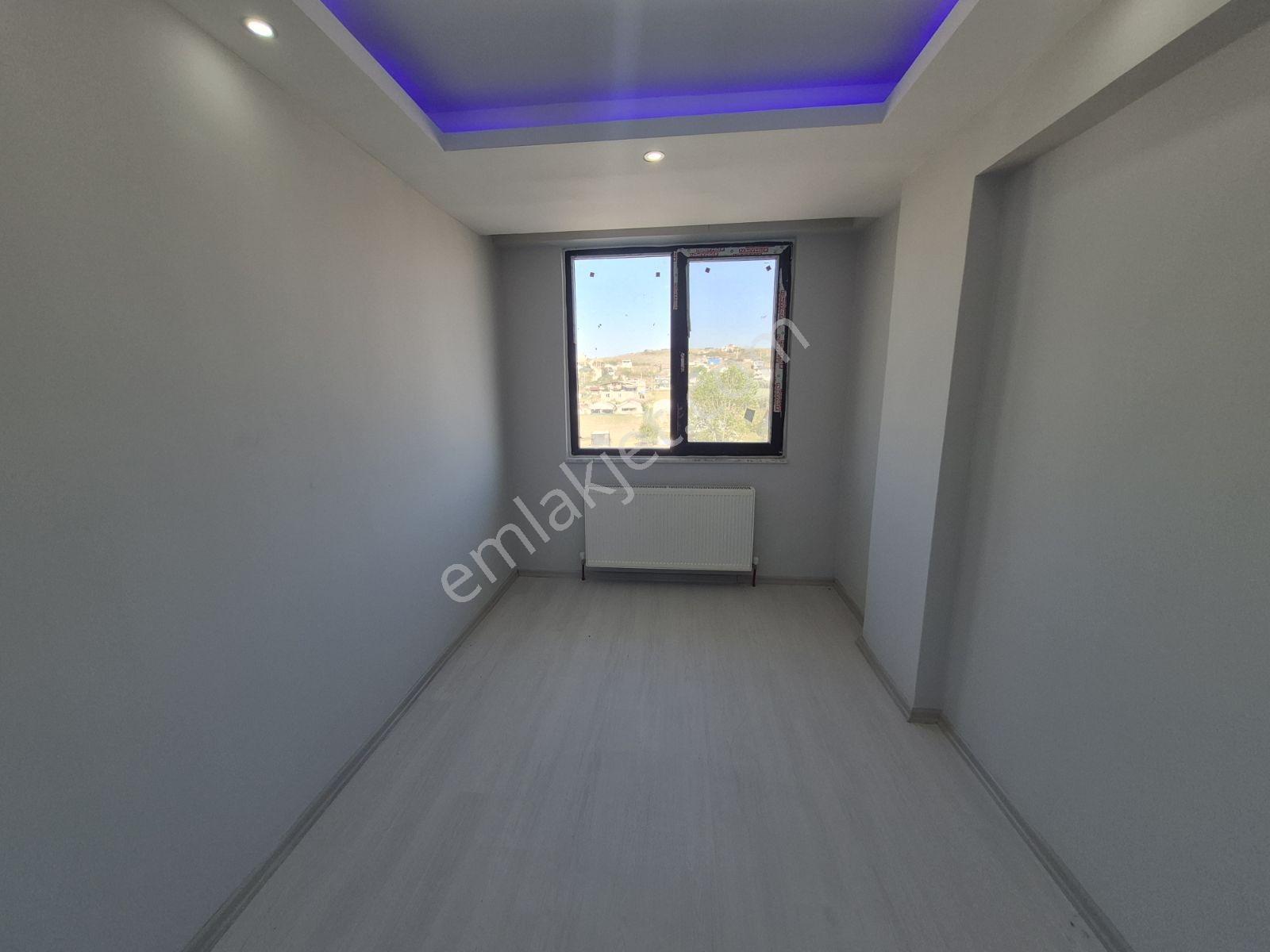 Sultaniye'de Önü Kapanmaz Çok Geniş En Üst Kat2+1 Satılık Daire — fotoğraf 10