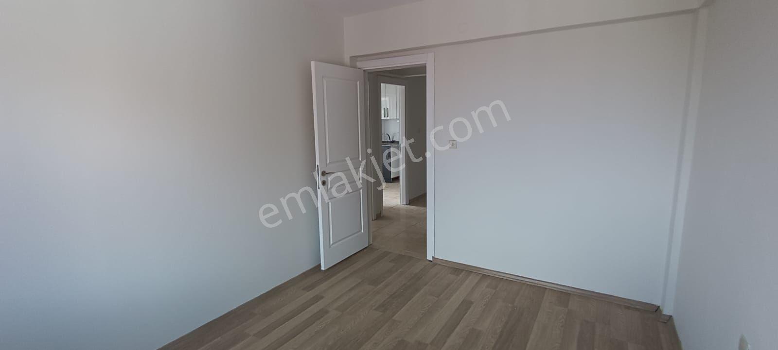 Ender Uysal Gayrimenkulden Kınıklı Bursa Caddesinde Satılık Asansörlü 2+1 Uygun Daire.. — fotoğraf 11