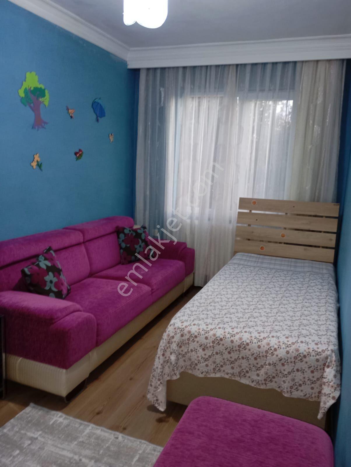 T.dağ Muratlı Muradiye Mah.de 2 Katlı Toplam Alanı 272 M2 Brüt Olan Müstakil Bahçeli Satılık Bina — fotoğraf 7