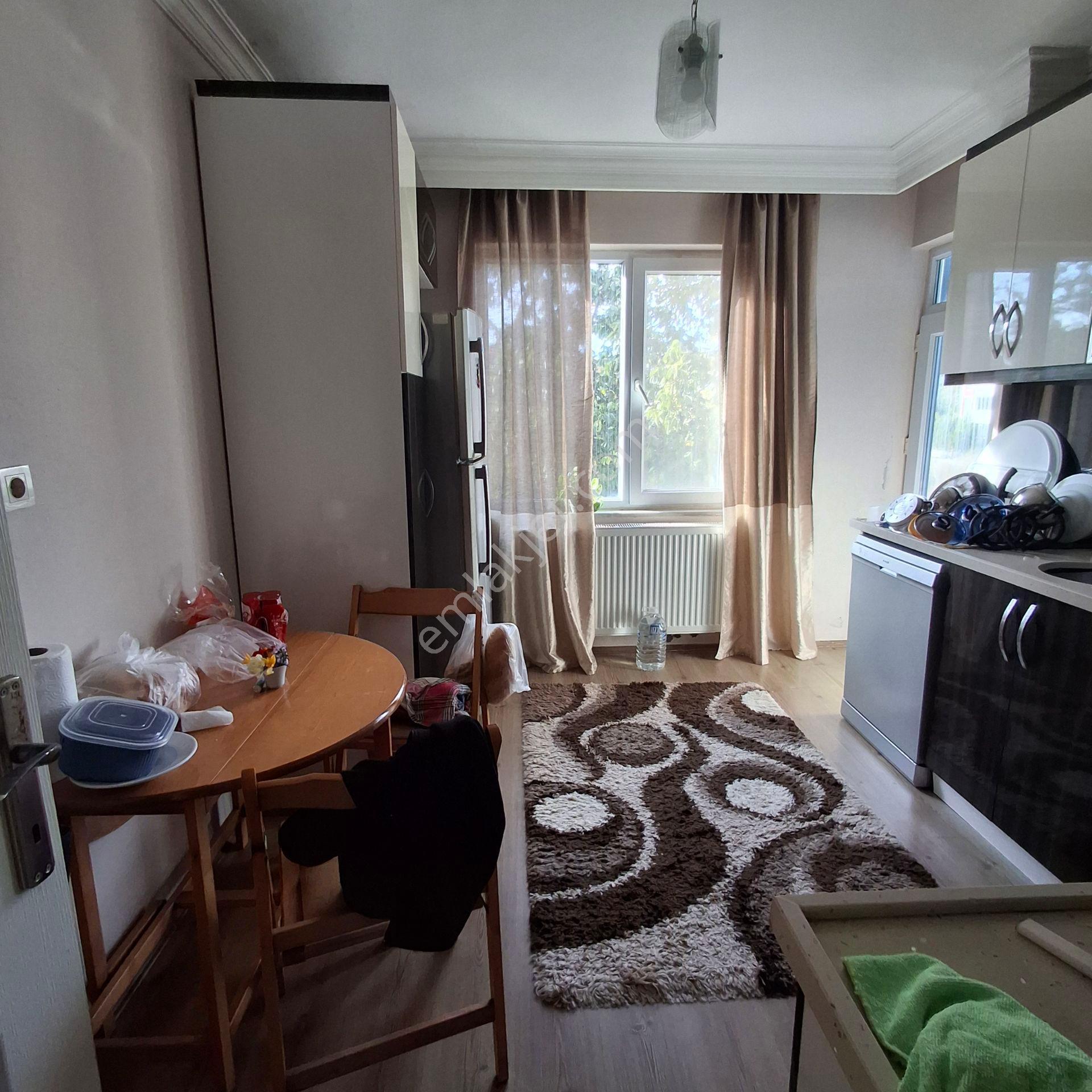 T.dağ Muratlı Muradiye Mah.de 2 Katlı Toplam Alanı 272 M2 Brüt Olan Müstakil Bahçeli Satılık Bina — fotoğraf 27