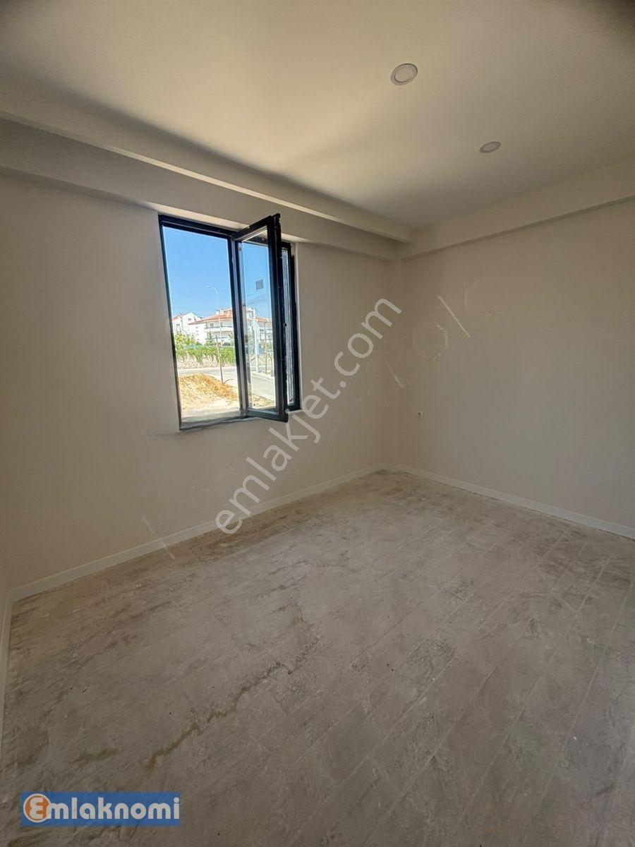 Emlaknomi'den İbrahim Hakkı Konyalı Mahallesinde Sıfır Satılık 1+1 Apartlar — fotoğraf 7
