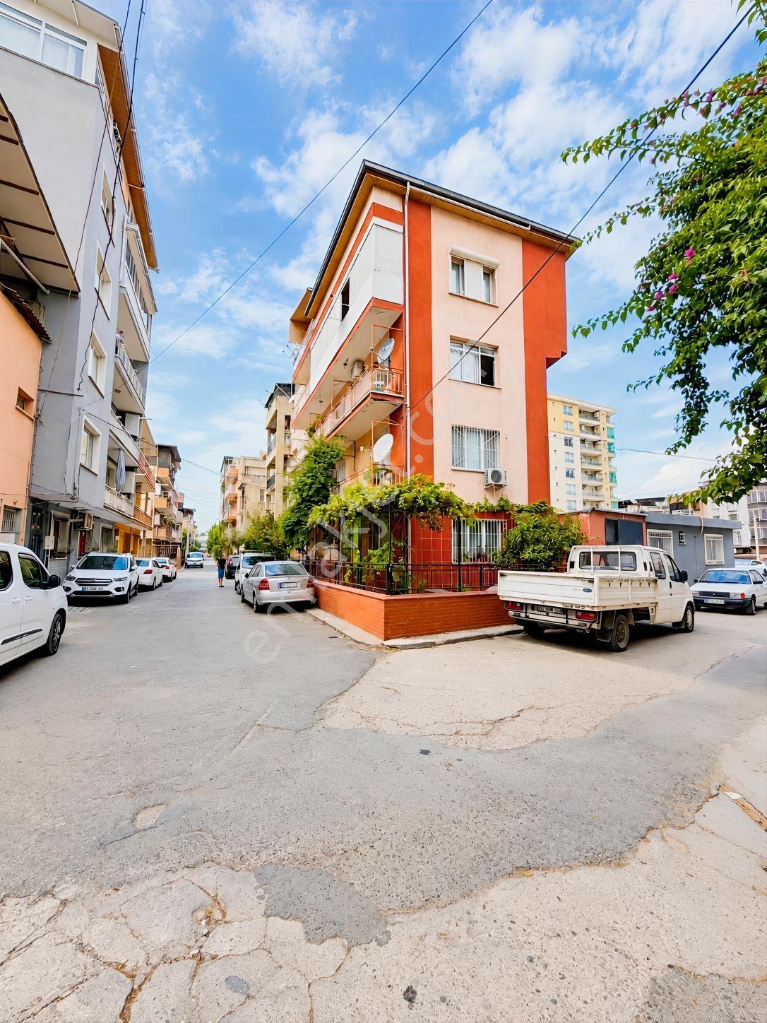 Yeşilova'da Yatırım Değeri Yüksek 3 Cepheli 4 Katlı Satılık Bina — fotoğraf 4
