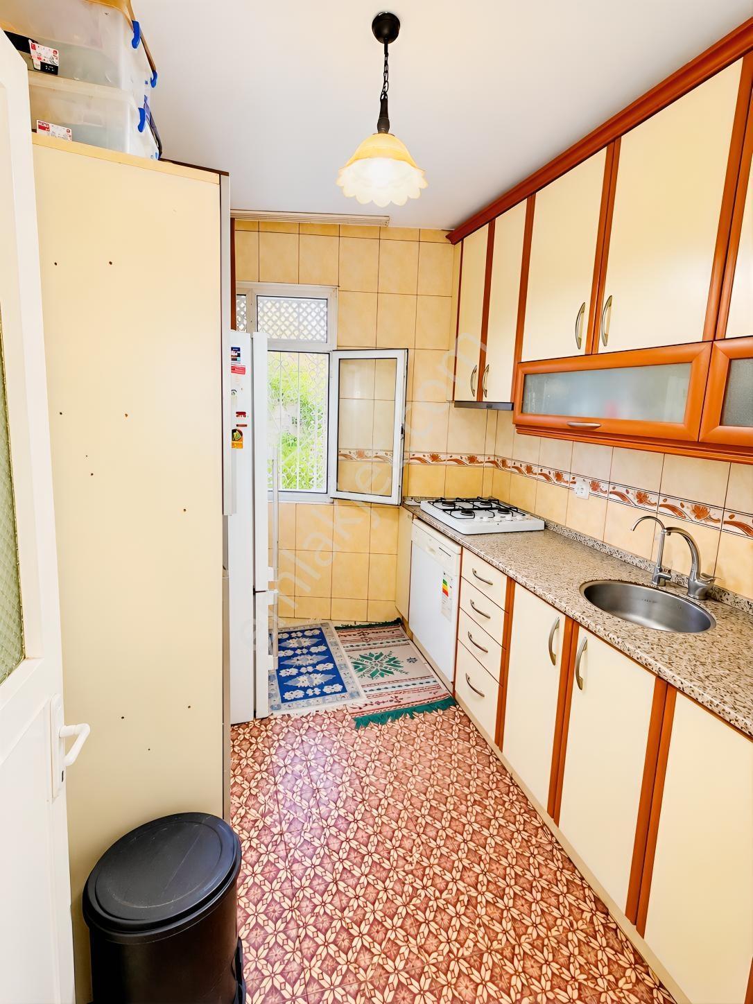 Yeşilova'da Yatırım Değeri Yüksek 3 Cepheli 4 Katlı Satılık Bina — fotoğraf 8