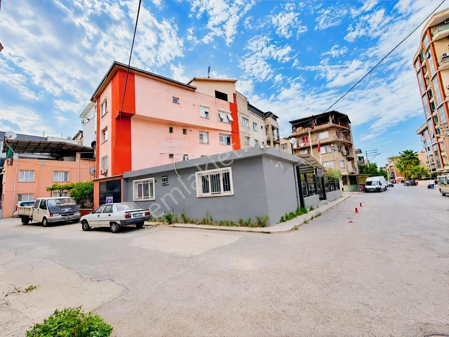 Yeşilova'da Yatırım Değeri Yüksek 3 Cepheli 4 Katlı Satılık Bina — fotoğraf 32