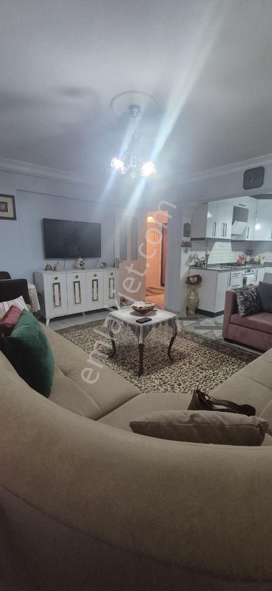2+1 Satılık Daire Doğalgazlı Bakımlı