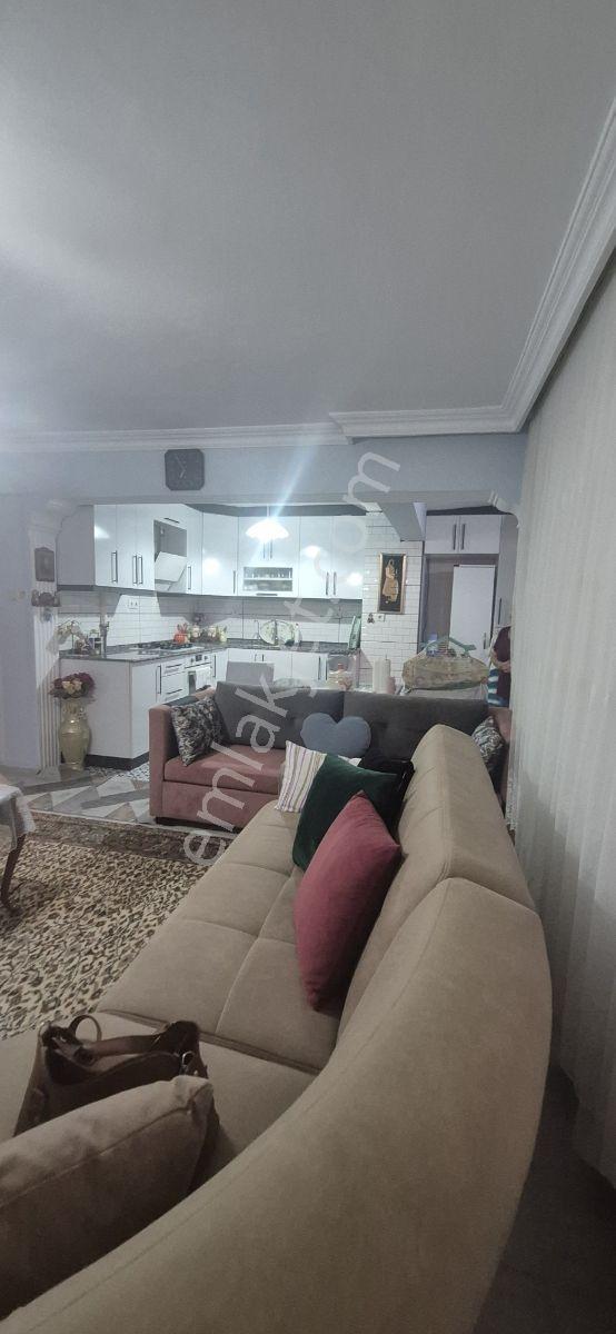 2+1 Satılık Daire Doğalgazlı Bakımlı — fotoğraf 3