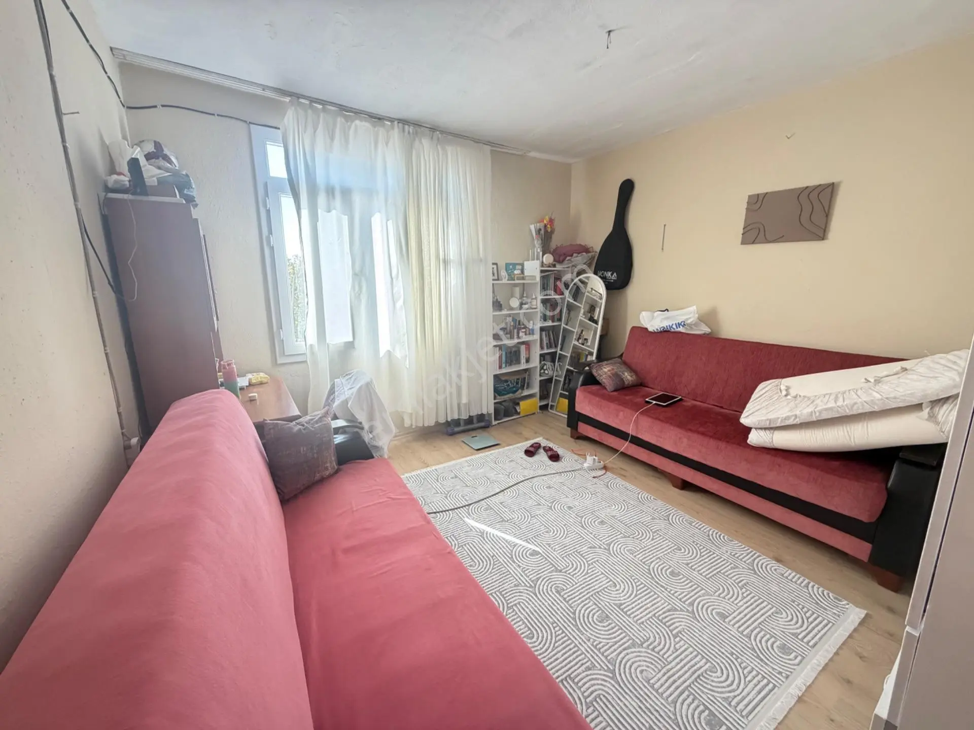 Güven Emlak’tan Mithatpaşa’da Nadir Fırsat! 3 Daire + Dükkan Tek Tapuda — fotoğraf 25