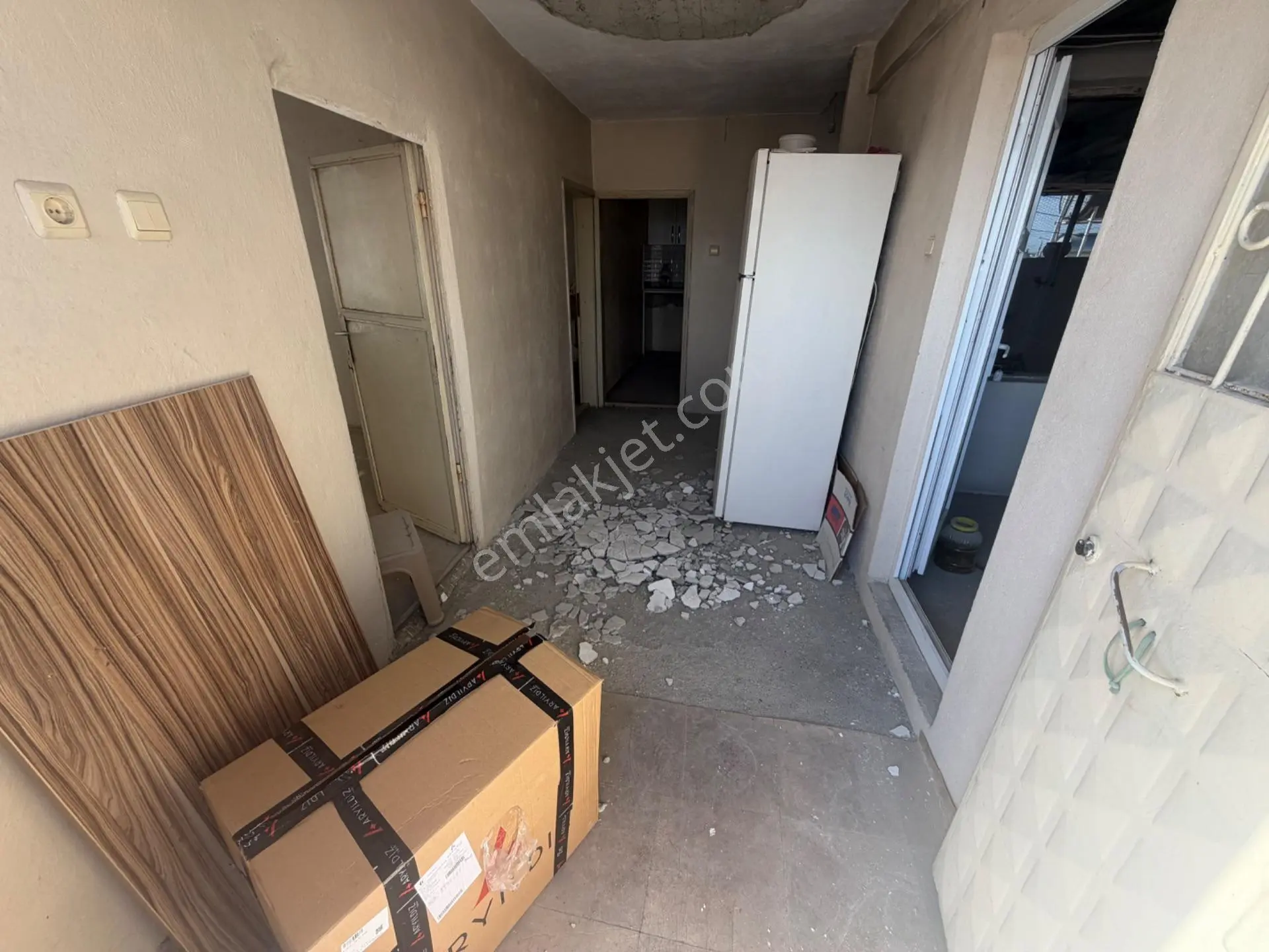 Güven Emlak’tan Mithatpaşa’da Nadir Fırsat! 3 Daire + Dükkan Tek Tapuda — fotoğraf 30