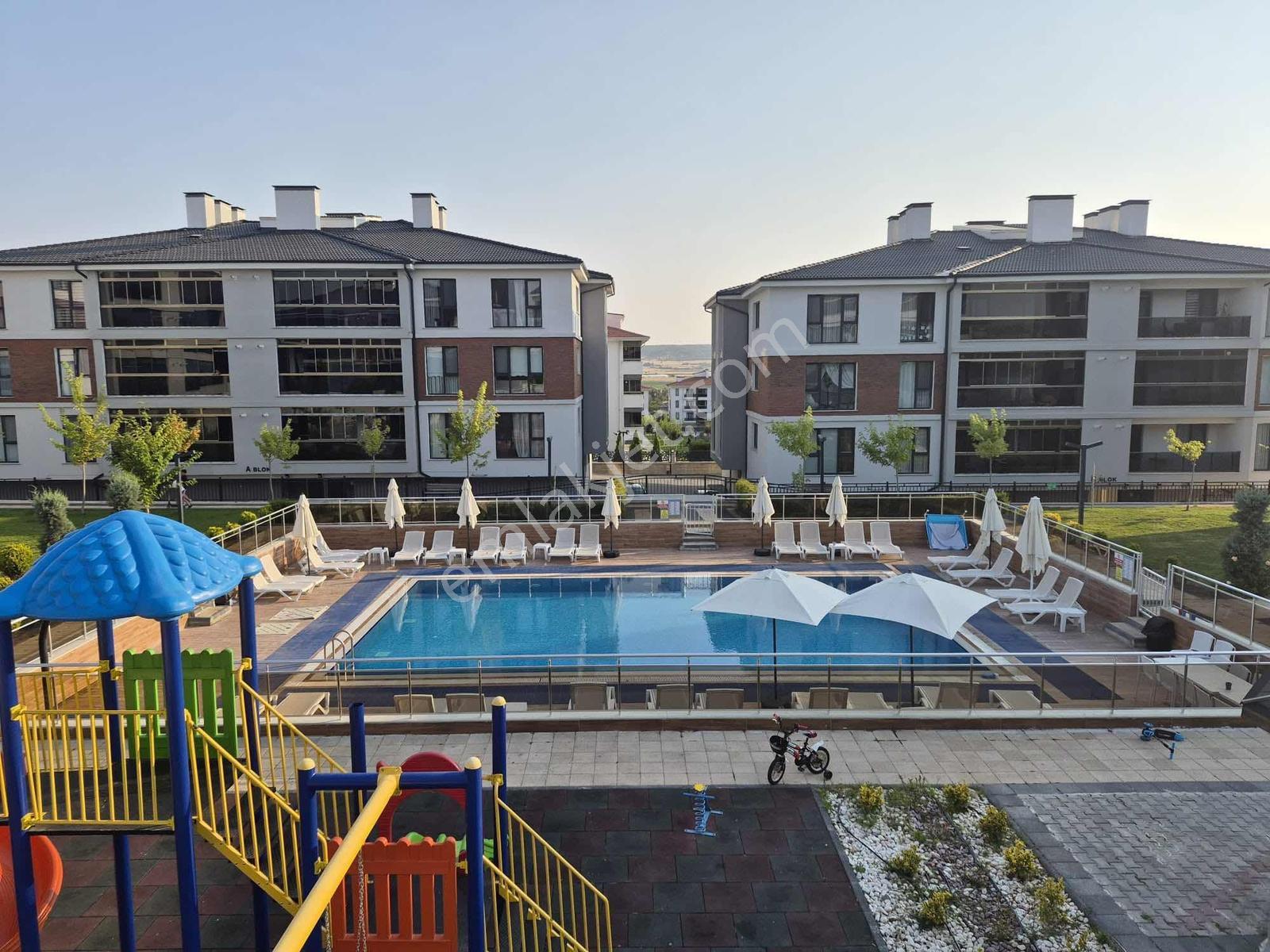 Rw Detaydan Güçlübey Vadisinde 3+1 Satılık Daire — fotoğraf 3