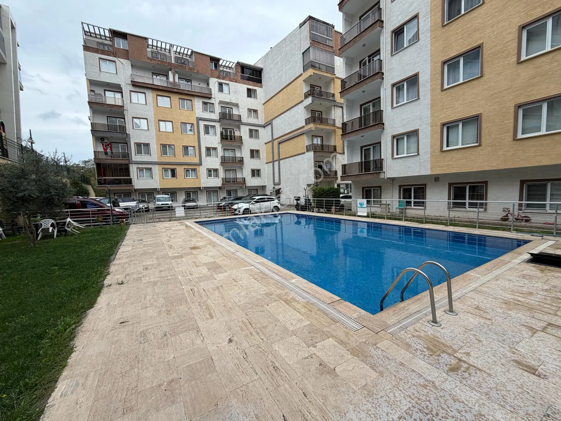 Tırpan Gayrimenkulden Mudanya Yeni Mah. 3+1 150m2 Havuzlu Lüx Dublex — fotoğraf 2