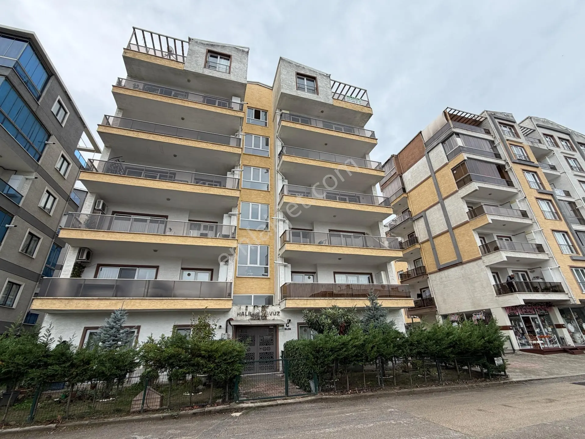 Tırpan Gayrimenkulden Mudanya Yeni Mah. 3+1 150m2 Havuzlu Lüx Dublex — fotoğraf 3