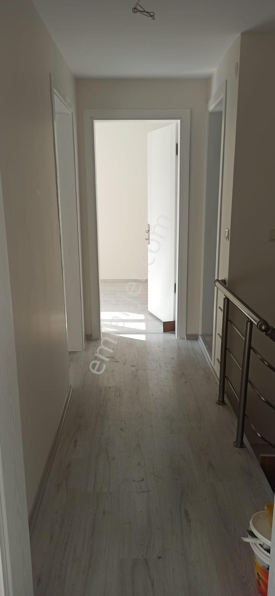 Tırpan Gayrimenkulden Mudanya Yeni Mah. 3+1 150m2 Havuzlu Lüx Dublex — fotoğraf 6