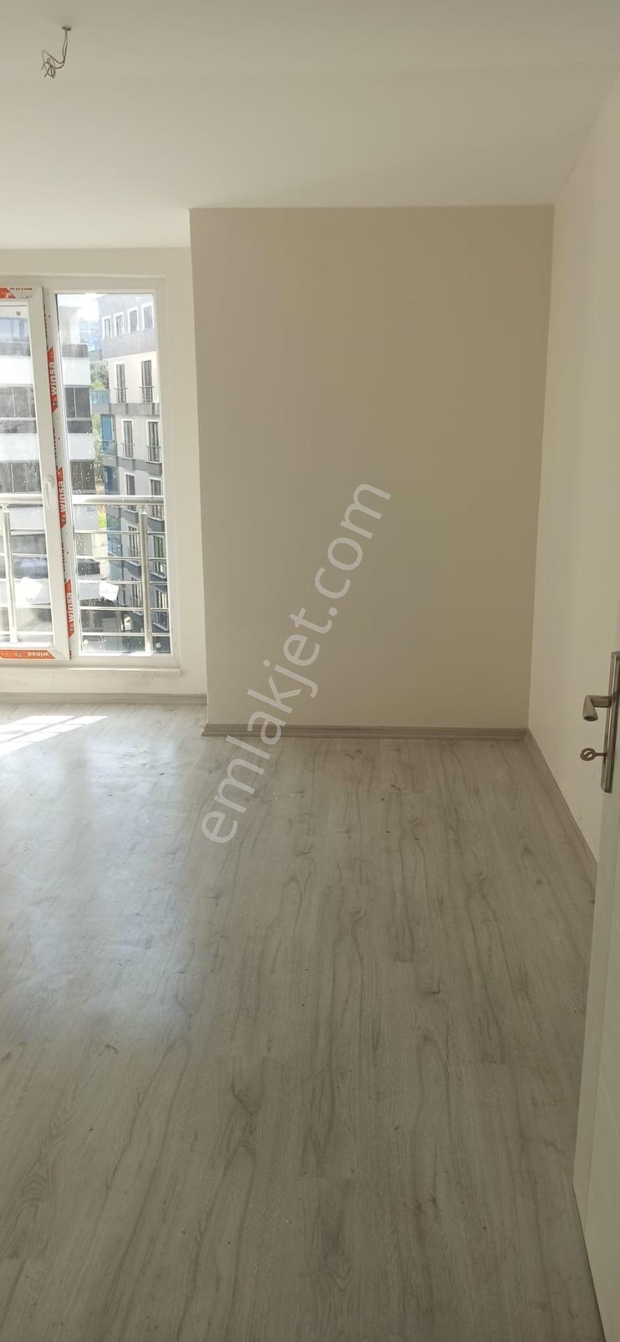Tırpan Gayrimenkulden Mudanya Yeni Mah. 3+1 150m2 Havuzlu Lüx Dublex — fotoğraf 11