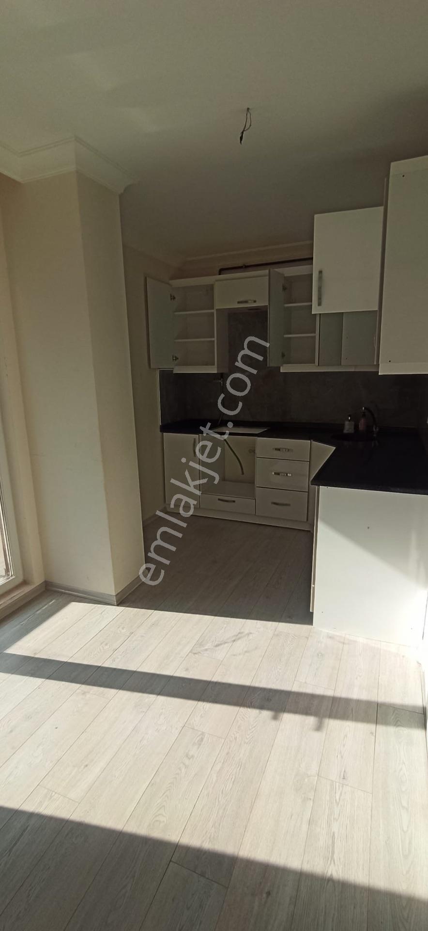 Tırpan Gayrimenkulden Mudanya Yeni Mah. 3+1 150m2 Havuzlu Lüx Dublex — fotoğraf 17