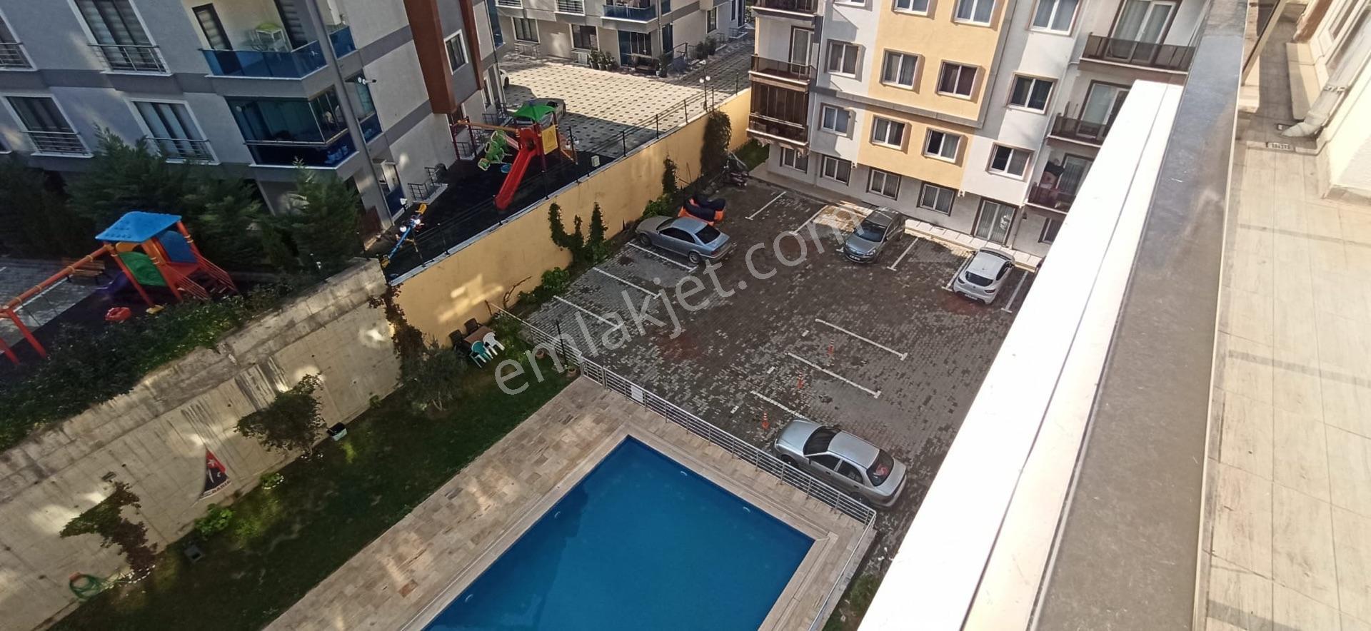 Tırpan Gayrimenkulden Mudanya Yeni Mah. 3+1 150m2 Havuzlu Lüx Dublex — fotoğraf 28