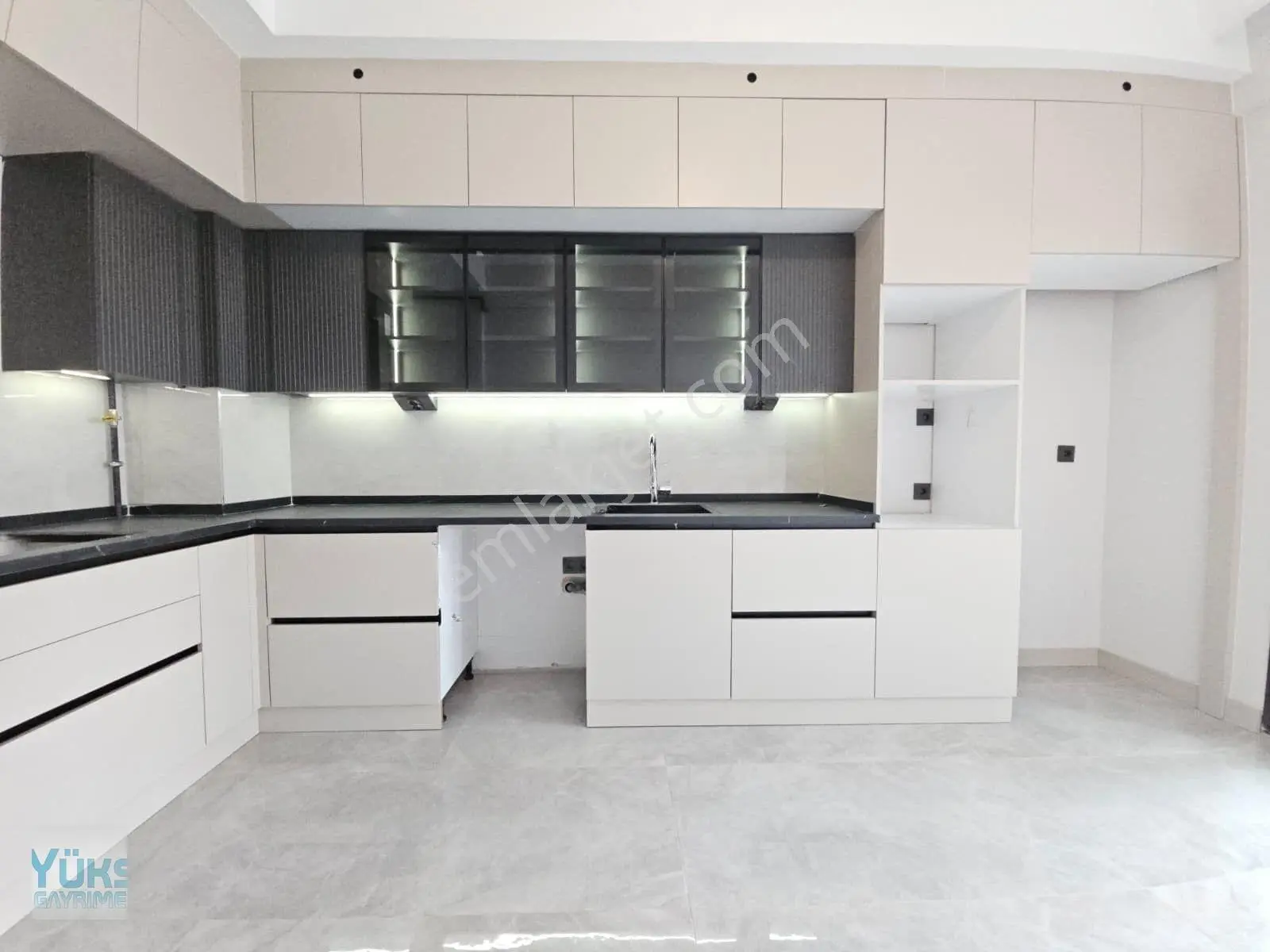 Denizli Şemikler De Havuzlu Site İçerisinde 3+1 Kaçırılmaz Daire Fırsatı
