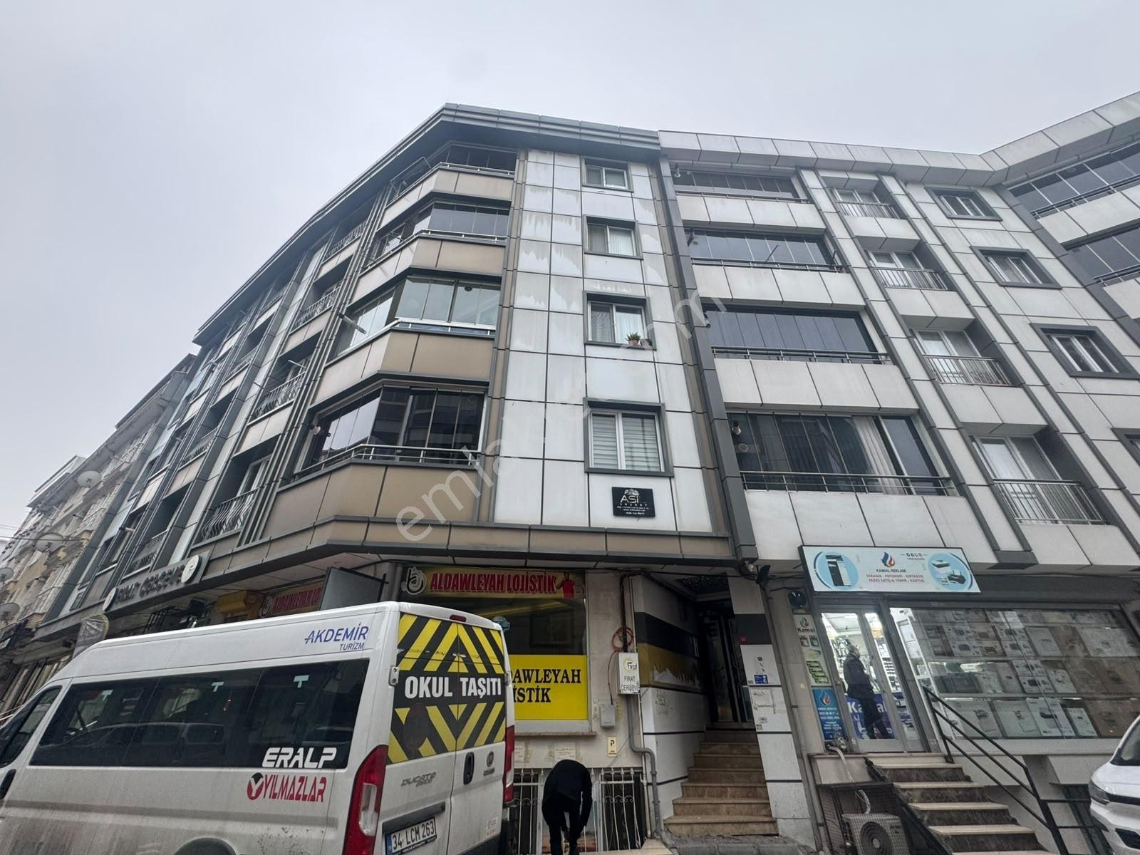 Yeni Binada Kaçırılmaz Fırsat Meydan İçi 3+1 Acil Satılık Daire