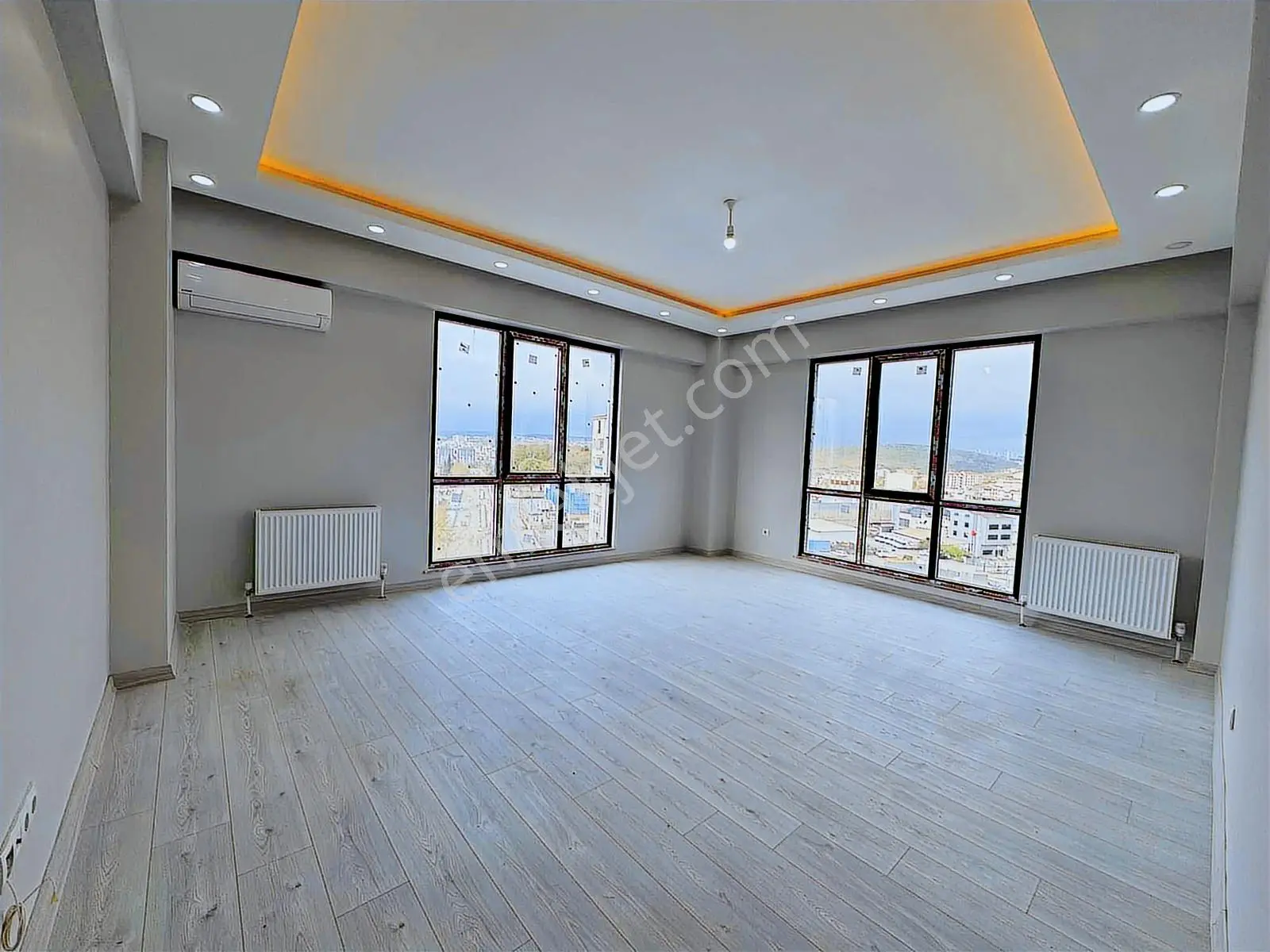 Sancaktepe Çekmeköy Sınırı Cadde Üzeri Satılık 130 M2 3+1 Daire — fotoğraf 5