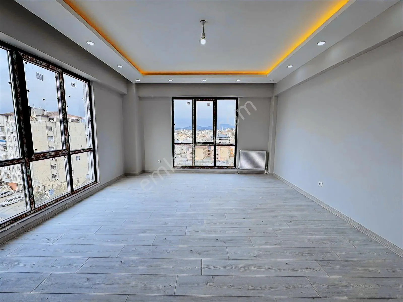 Sancaktepe Çekmeköy Sınırı Cadde Üzeri Satılık 130 M2 3+1 Daire — fotoğraf 6
