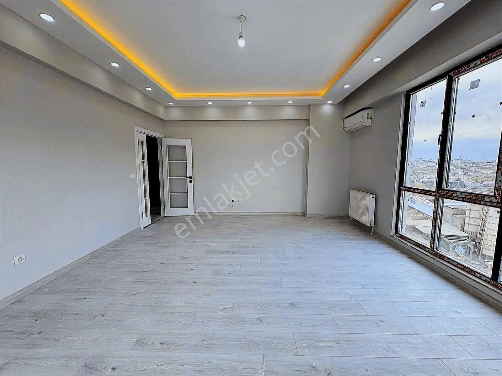 Sancaktepe Çekmeköy Sınırı Cadde Üzeri Satılık 130 M2 3+1 Daire — fotoğraf 9