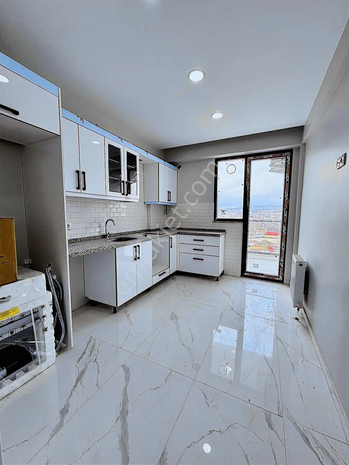 Sancaktepe Çekmeköy Sınırı Cadde Üzeri Satılık 130 M2 3+1 Daire — fotoğraf 11