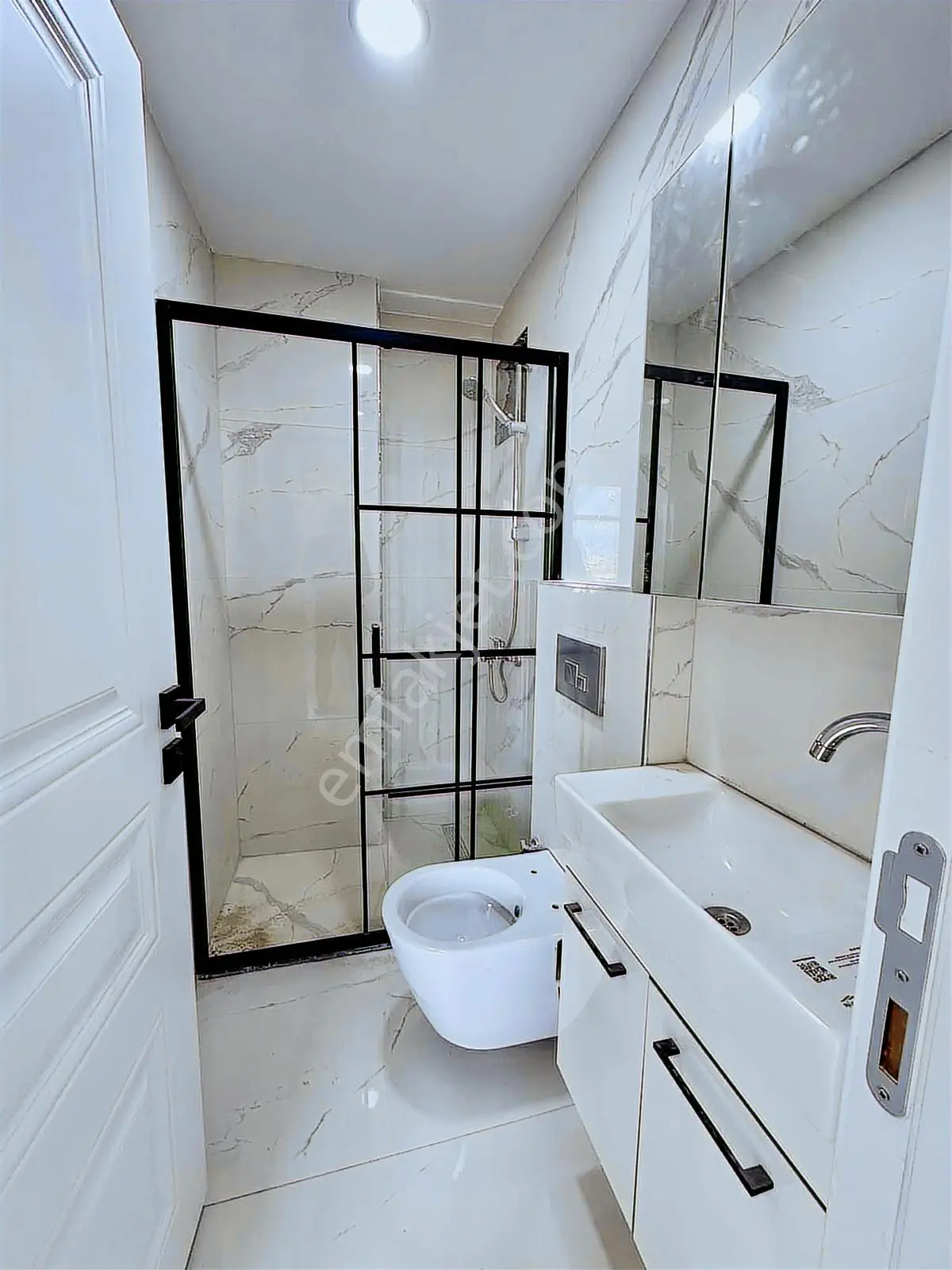 Sancaktepe Çekmeköy Sınırı Cadde Üzeri Satılık 130 M2 3+1 Daire — fotoğraf 17