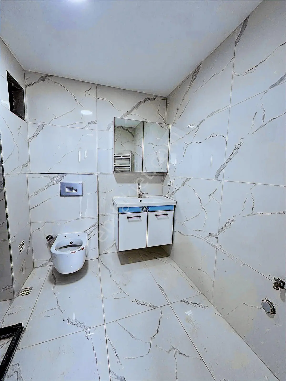 Sancaktepe Çekmeköy Sınırı Cadde Üzeri Satılık 130 M2 3+1 Daire — fotoğraf 24