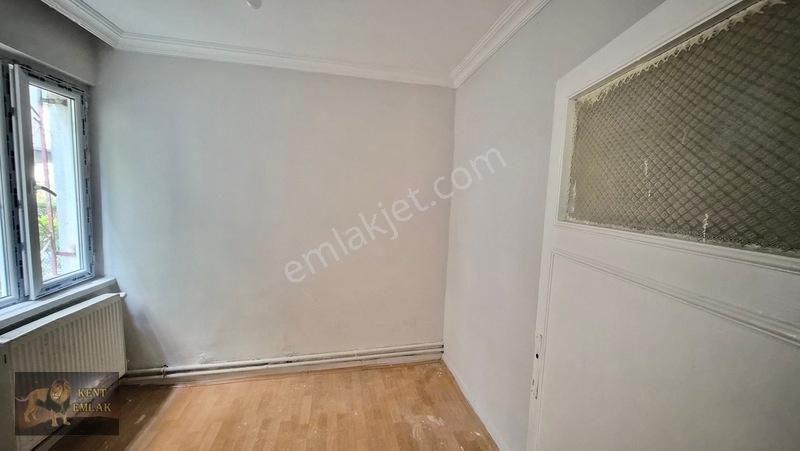 Kent Emlaktan Abidinpaşada Kot-2 De 2+1 Satılık Bahçe Katı Daire — fotoğraf 17