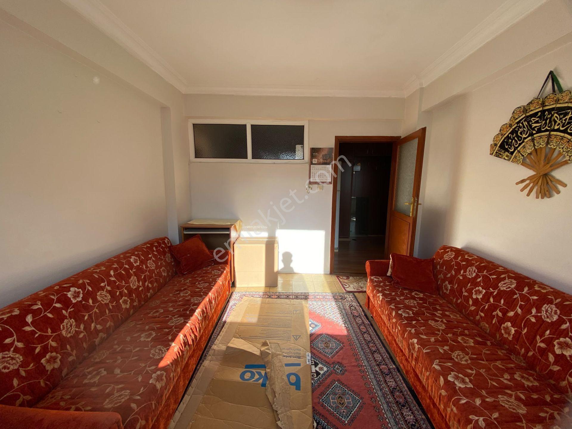 Menderes Mah Türkiye Emlak 2+1 Köşebaşı 3.kat 110m² Daire — fotoğraf 9