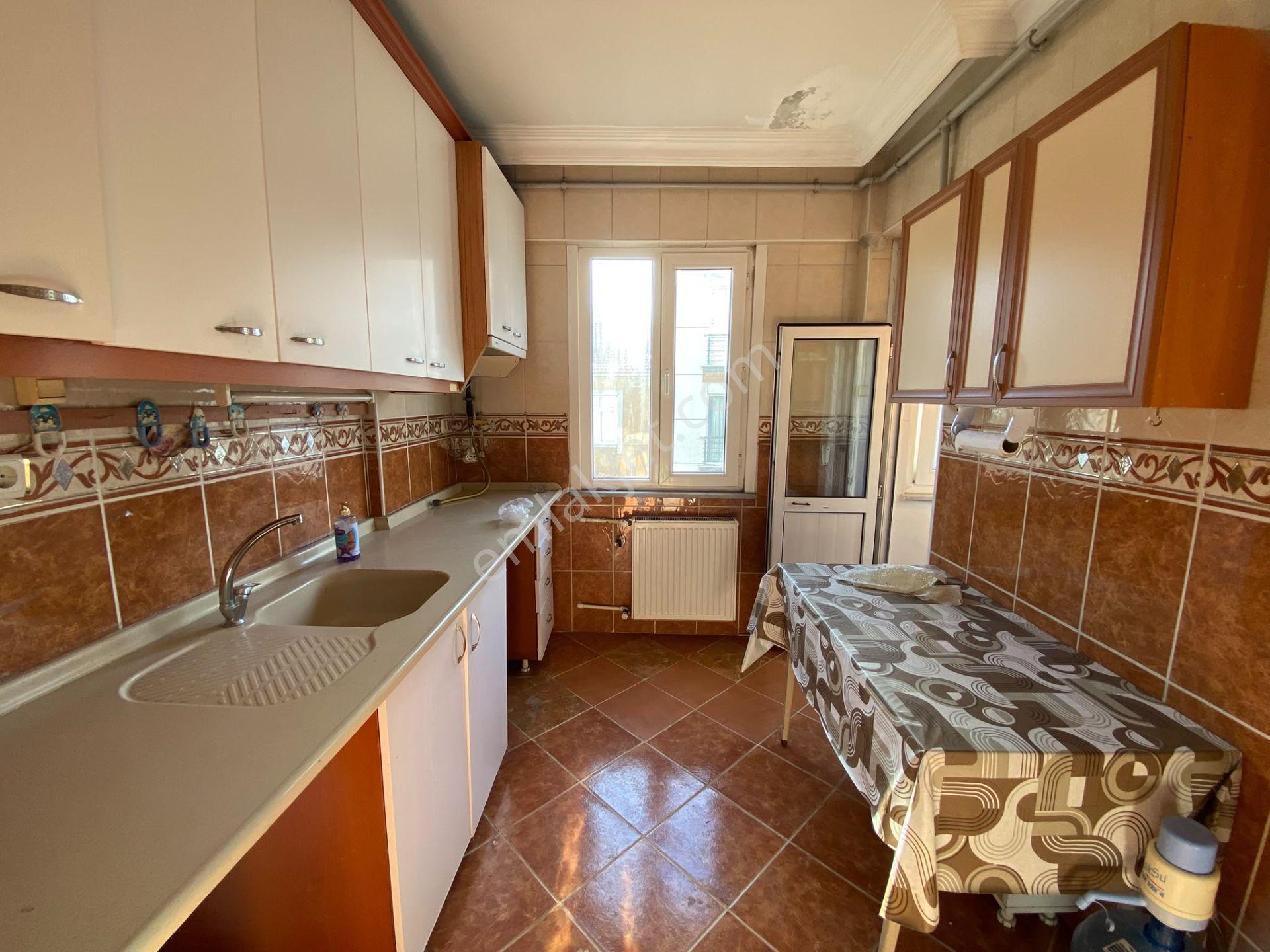 Menderes Mah Türkiye Emlak 2+1 Köşebaşı 3.kat 110m² Daire — fotoğraf 11
